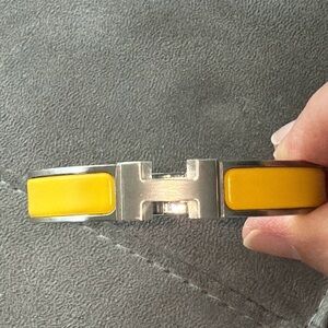 NWT,  Yellow Enamel Clic H Bracelet